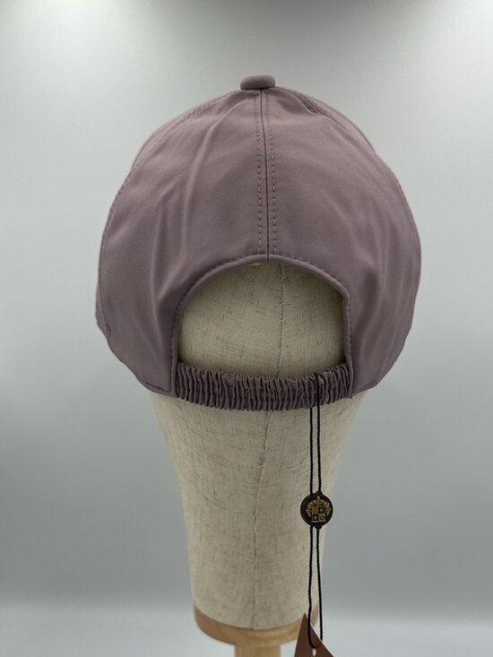 Loro Piana Pale Pink Storm System Cashmere Cap Mauve & White Trim Made in Italy